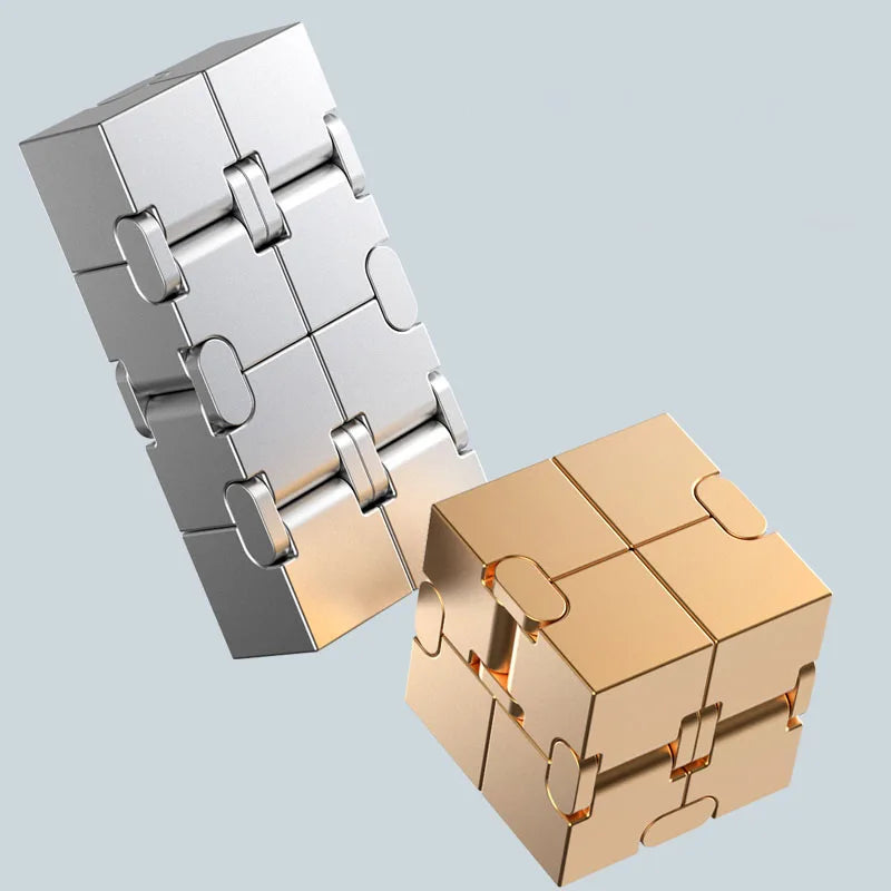 Anti Stress Metal Infinity Cube